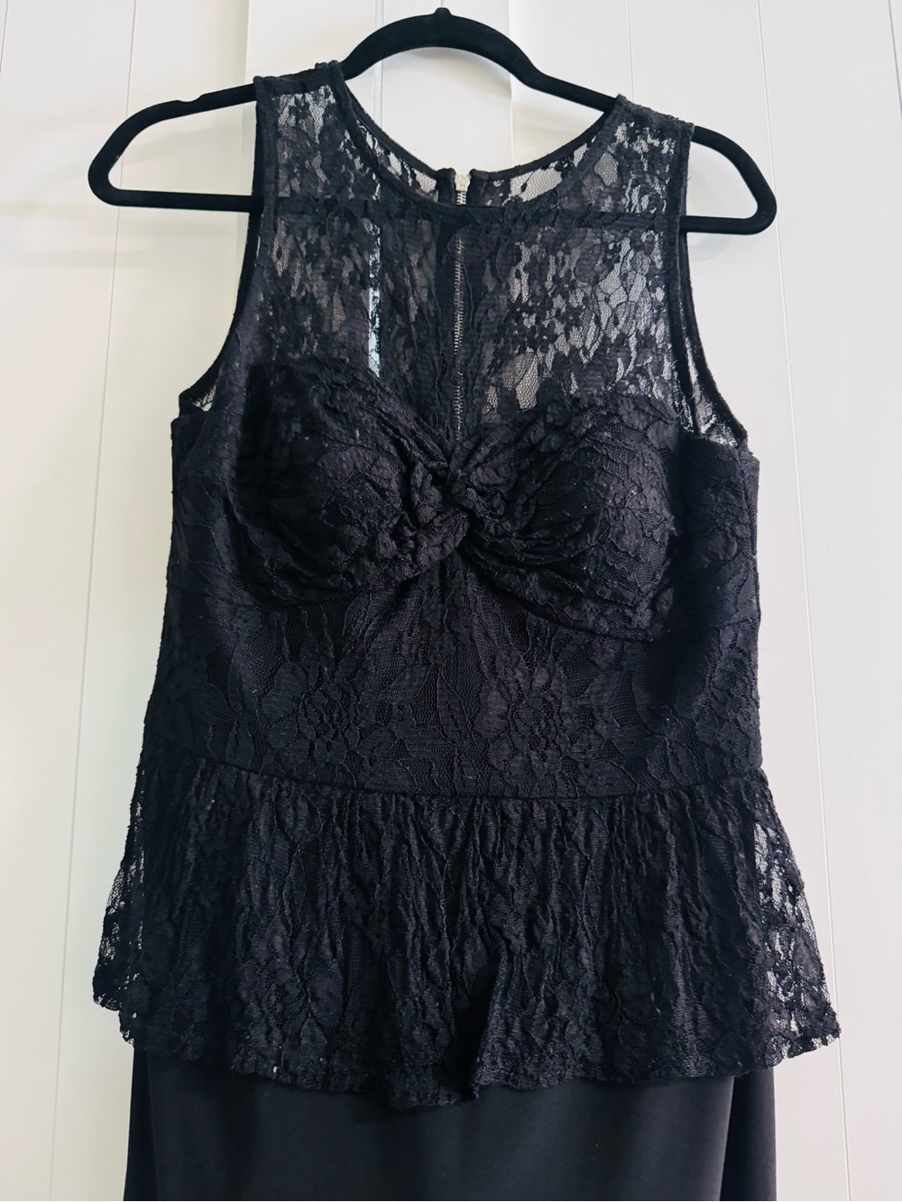 Black Lace Peplum Cocktail Dress 🖤